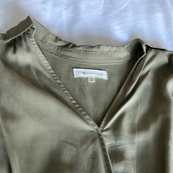 Loft XS green top - Picture 2 of 3